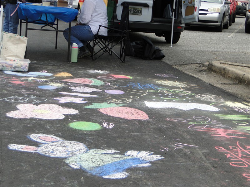 Sidewalk Chalk Art for the kids!