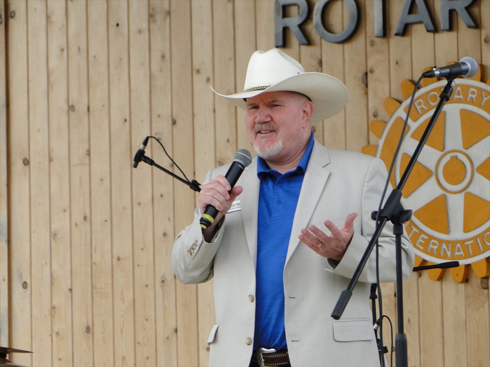 Scott Hines, Register of Deeds,  serves as Stage Host and welcomes the crowd.