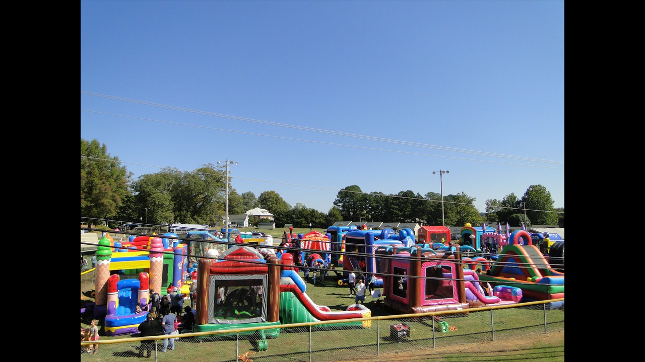Overview of Kid's Korner at the Festival!